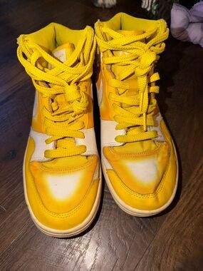 Nile court force high top 8